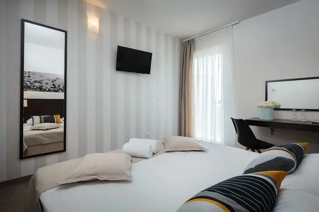 Classic Double Room, Balcony, Sea Side