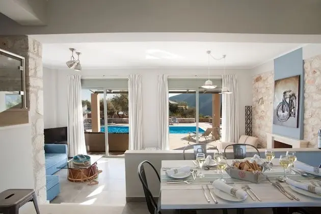 Superior Villa, 3 Yatak Odası, Kişiye Özel Havuzlu, Deniz Manzaralı (Evangelia)
