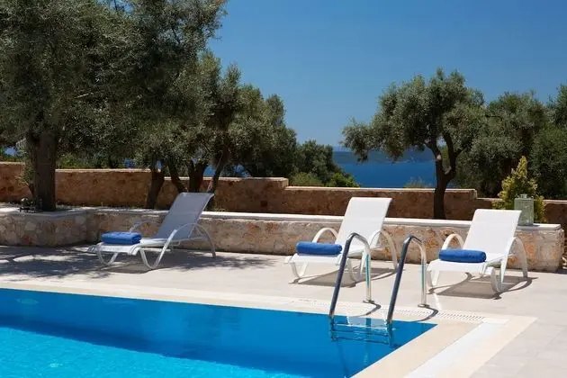Superior Villa, 3 Yatak Odası, Kişiye Özel Havuzlu, Deniz Manzaralı (Evangelia)