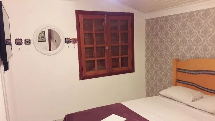 Standard Üç Kişilik Oda, Havuz Manzaralı