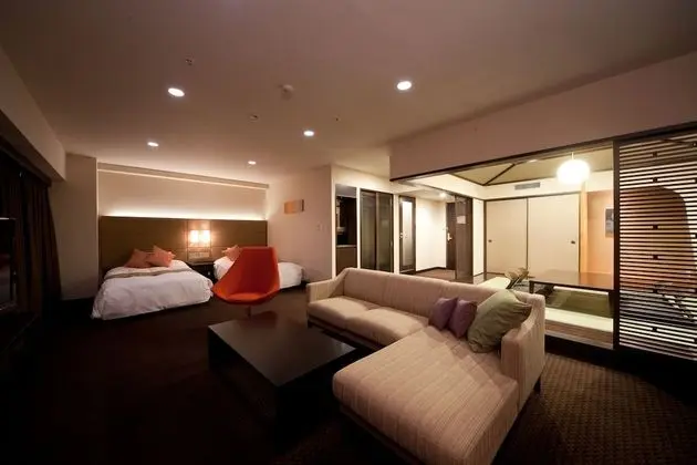 Traditional Oda, Sigara İçilmez (JPN-Western Suite)