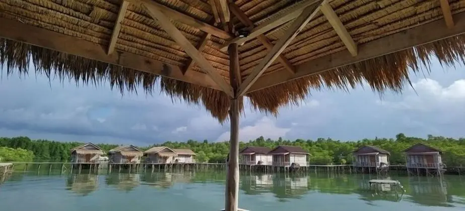 Oda, Deniz Manzaralı (Wooden Sea View)