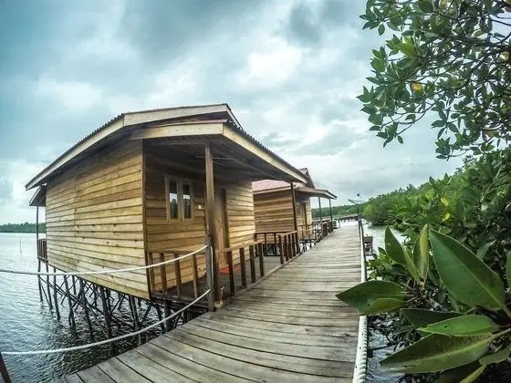 Oda, Deniz Manzaralı (Wooden Sea View)