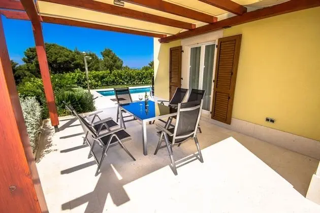 Villa with Swimming Pool, 3 Bedrooms (Hera)