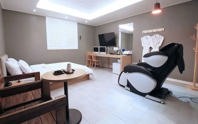 Comfort Tek Büyük Yataklı Oda