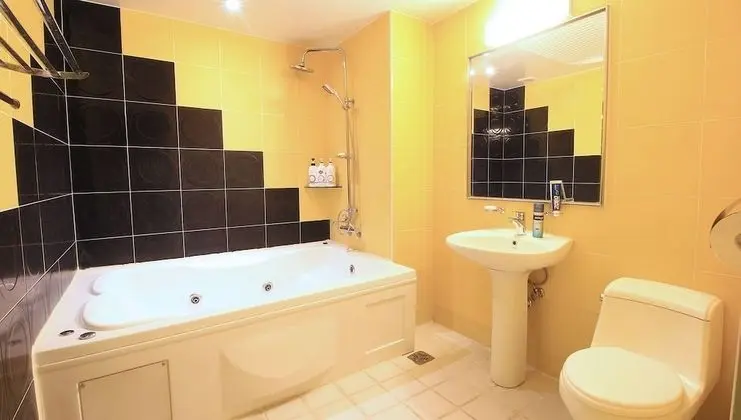 Comfort Tek Büyük Yataklı Oda