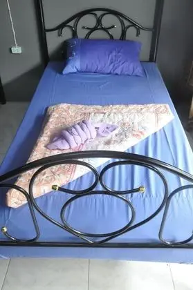 Bed in 14-Bed Mixed Dorm