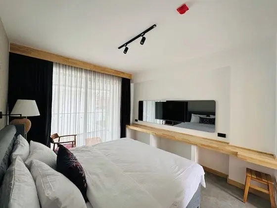 Classic Oda, 1 En Büyük (King) Boy Yatak, Sigara İçilmez, Balkon