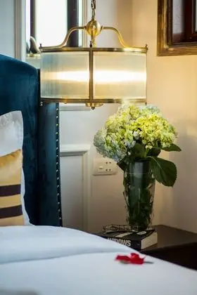 Honeymoon Oda, Şehir Manzaralı