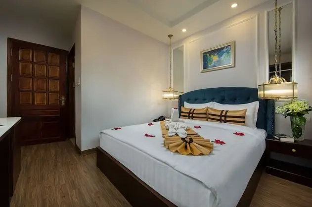 Honeymoon Oda, Şehir Manzaralı