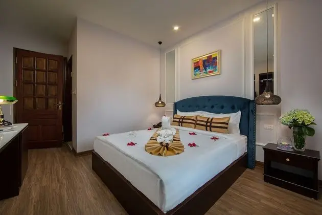 Honeymoon Oda, Şehir Manzaralı