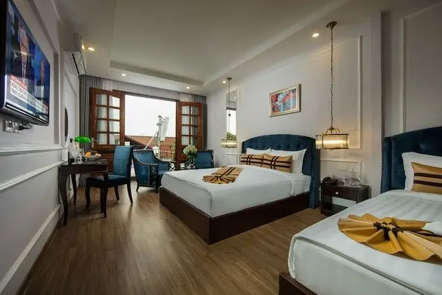 Luxury Üç Kişilik Oda, Balkon