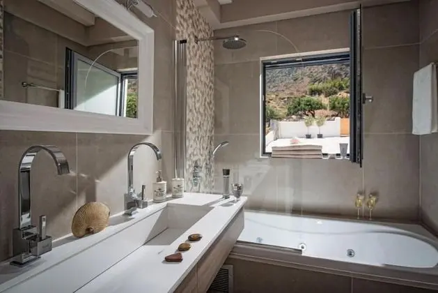 Villa, Deniz Manzaralı