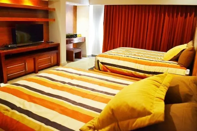 Luxury Çatı Katı Süiti (Penthouse), 4 Yatak Odası, Sıcak Su Havuzu, Okyanus Manzaralı