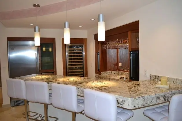 Luxury Çatı Katı Süiti (Penthouse), 4 Yatak Odası, Sıcak Su Havuzu, Okyanus Manzaralı