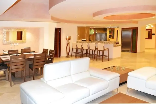 Luxury Çatı Katı Süiti (Penthouse), 4 Yatak Odası, Sıcak Su Havuzu, Okyanus Manzaralı