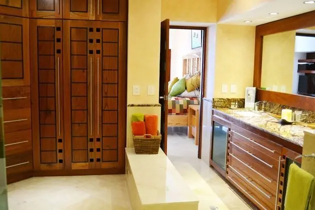 Luxury Çatı Katı Süiti (Penthouse), 4 Yatak Odası, Sıcak Su Havuzu, Okyanus Manzaralı