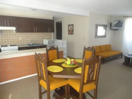 Villa (Junior)