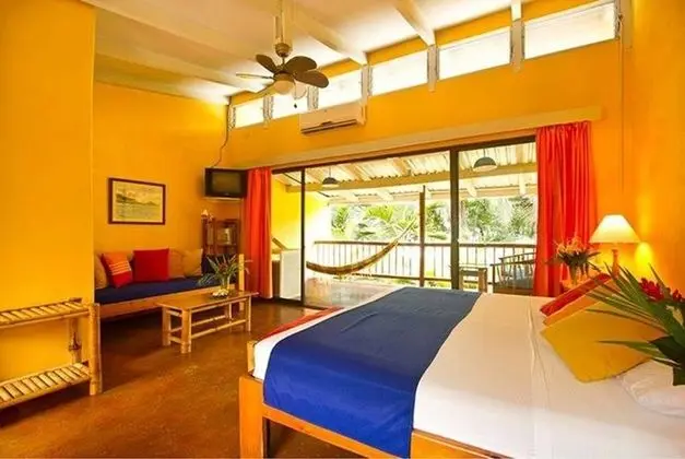 Superior Oda, Balkon, Kısmi Deniz Manzarası