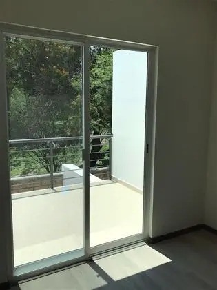 Ev