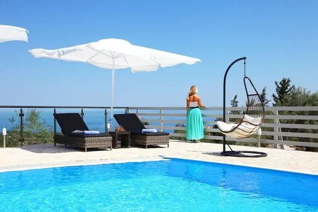 Villa, 1 Yatak Odası, Kişiye Özel Havuzlu, Deniz Manzaralı (Angela)