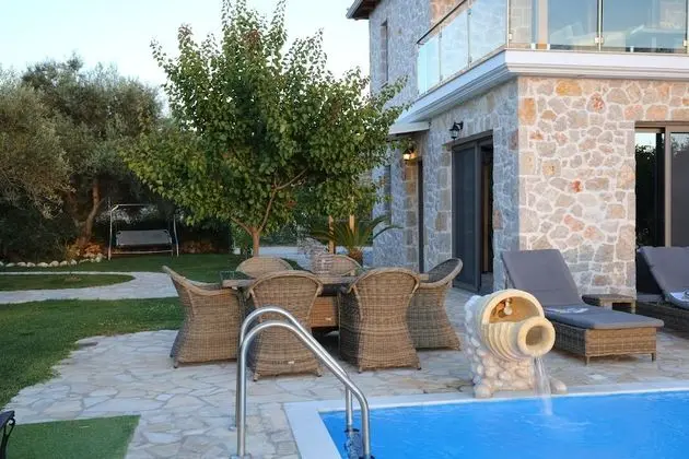 Villa, 1 Yatak Odası, Kişiye Özel Havuzlu, Deniz Manzaralı (Emily)