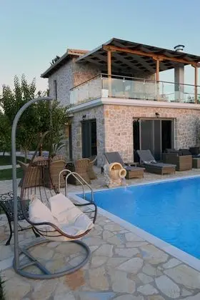 Villa, 1 Yatak Odası, Kişiye Özel Havuzlu, Deniz Manzaralı (Emily)