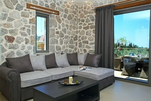 Villa, 1 Yatak Odası, Kişiye Özel Havuzlu, Deniz Manzaralı (Emily)