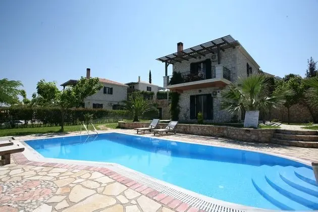 Family Villa, 3 Yatak Odası, Kişiye Özel Havuzlu, Deniz Manzaralı (Thanasis)