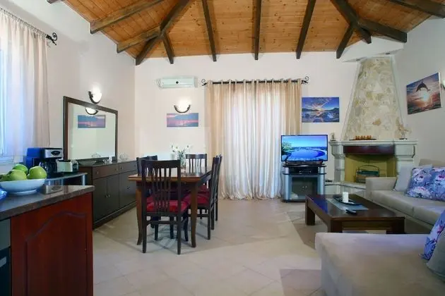 Family Villa, 3 Yatak Odası, Kişiye Özel Havuzlu, Deniz Manzaralı (Thanasis)