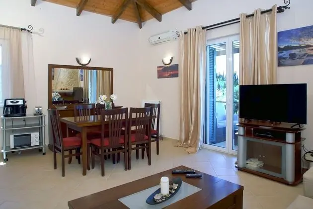 Family Villa, 3 Yatak Odası, Kişiye Özel Havuzlu, Deniz Manzaralı (Thanasis)