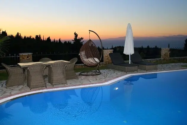 Family Villa, 3 Yatak Odası, Kişiye Özel Havuzlu, Deniz Manzaralı (Thanasis)