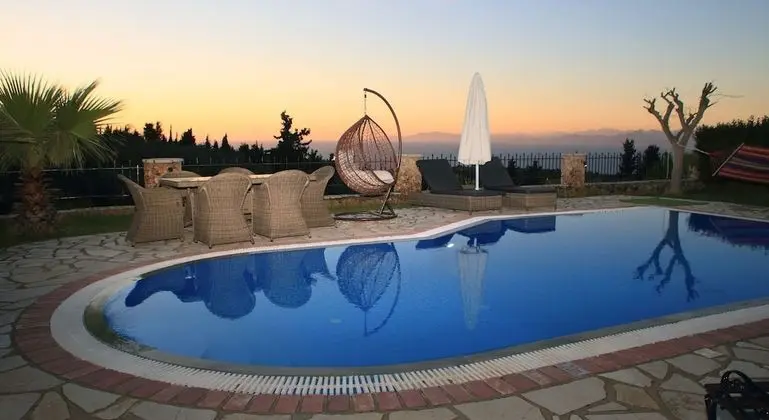 Family Villa, 3 Yatak Odası, Kişiye Özel Havuzlu, Deniz Manzaralı (Thanasis)