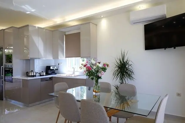 Family Villa, 3 Yatak Odası, Kişiye Özel Havuzlu, Deniz Manzaralı (Thanasis)