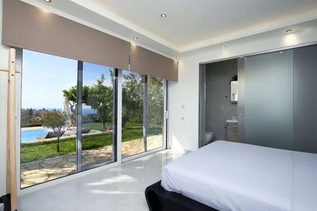 Family Villa, 3 Yatak Odası, Kişiye Özel Havuzlu, Deniz Manzaralı (Thanasis)