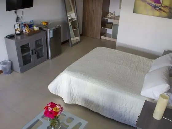 Comfort Oda, Havuz Manzaralı