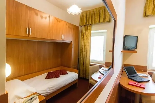 Standard Tek Kişilik Oda