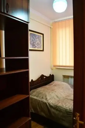 Standard Üç Kişilik Oda, Ortak Banyo
