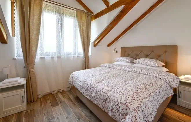 Villa (Joja)