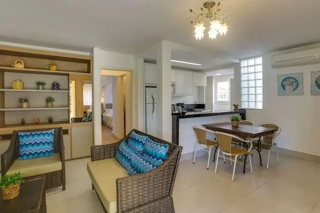 CASA DE 2 QUARTOS 664 - 4 pessoas