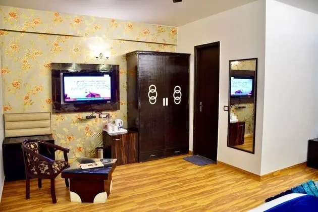 Deluxe Tek Büyük Yataklı Oda, 1 Yatak Odası, Şehir Manzaralı