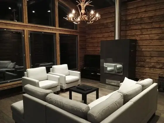 Villa, 4 Yatak Odası (Karhunpesä 1)