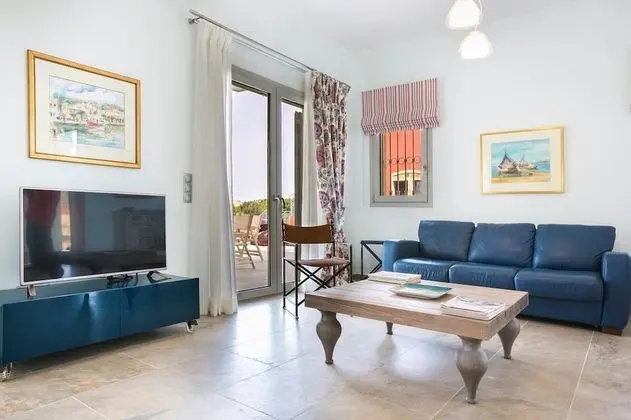 Villa (Aphrodite)