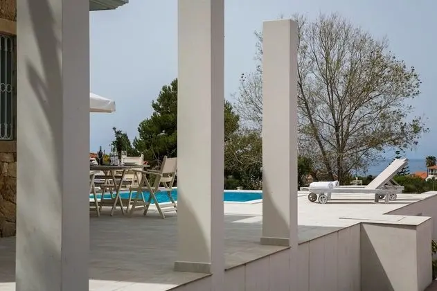 Villa (Aphrodite)