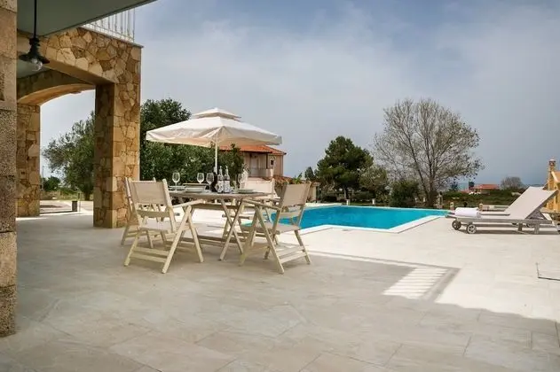 Villa (Aphrodite)