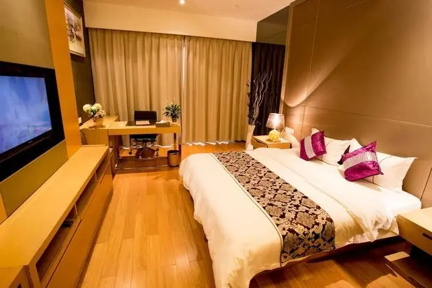 Deluxe Tek Büyük Yataklı Oda