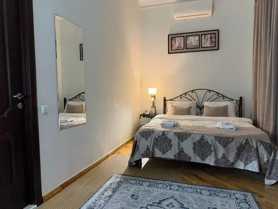 Tek Büyük Yataklı Oda