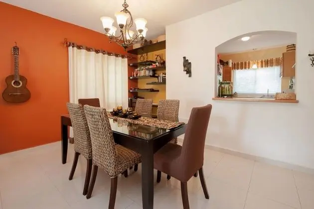 Family Ev, Havuz Kullanımı, Muhtelif Manzaralı
