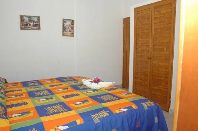 Süit (No Kitchenette)