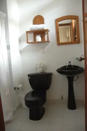 Süit (No Kitchenette)